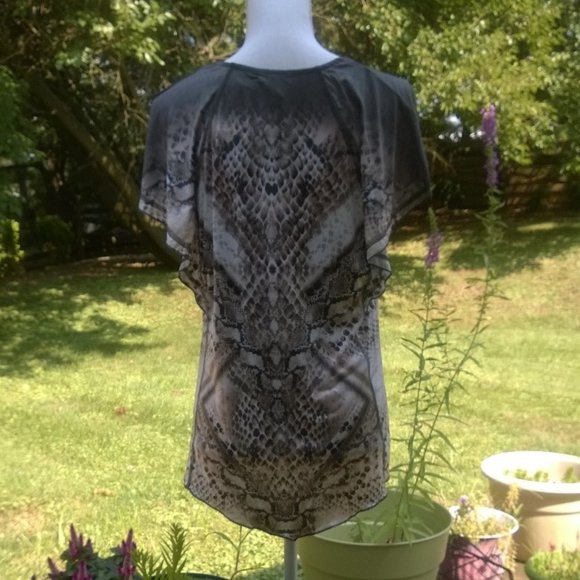 Top - Picture 4 of 4